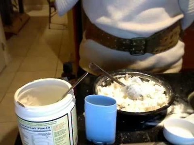 [How to] Make Homemade (Natural) Deodorant Using Coconut Oil, Corn Starch & Baking Soda