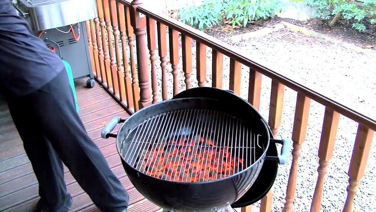 How to control the temperature of your Weber Charcoal Barbecue