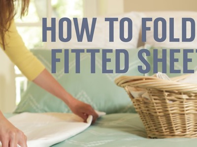How to Fold a Fitted Sheet in Seconds!