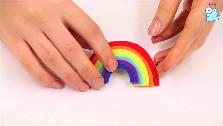 How to make a felt rainbow brooch