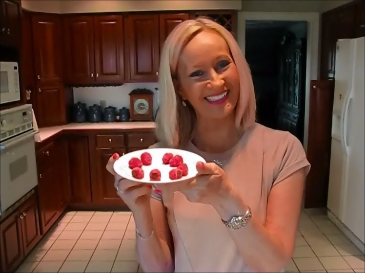 Betty's Quick Tip 107--How to Make Chocolate Raspberry Buttons