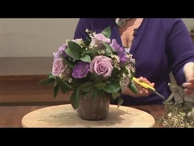 How To Make A Blue Wedding Flower Arrangement