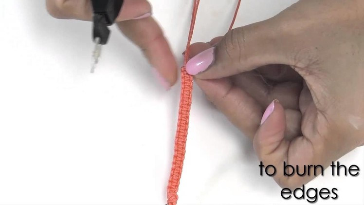 How to make a Macramé bracelet