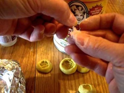 Make your own Molds for Embellishments ~ Amazing Mold Putty!