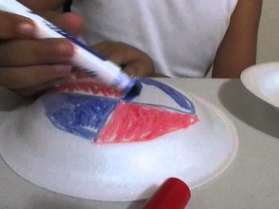 How to make a UFO with paper plates