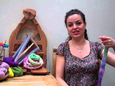 How to make colourful yarn using a drop spindle
