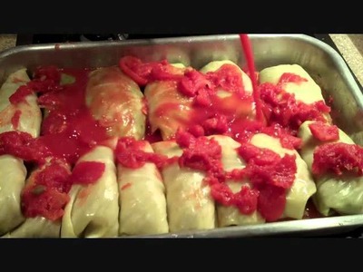 How to Make Stuffed Cabbage Rolls - Easy Recipe