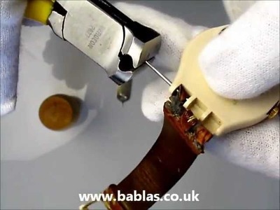 How to change your Swatch watch strap - Babla's Jewellers