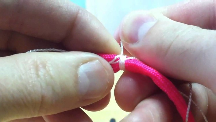 Paracordist how to whip rope end to prevent fraying, and to make a breakaway paracord lanyard