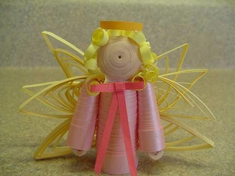 Quilling with Yoyomax12: QUILLED ANGEL