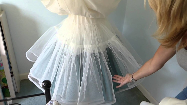 How to make an underskirt for a wedding dress