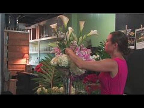 Wedding Floral Arrangements : How to Make a Tall Flower Arrangement