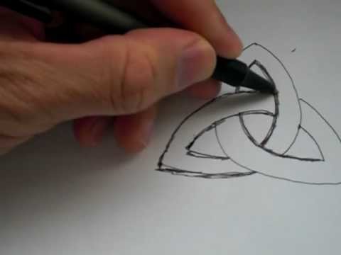 How To Draw The Ancient Celtic Symbol "TRIQUETRA"