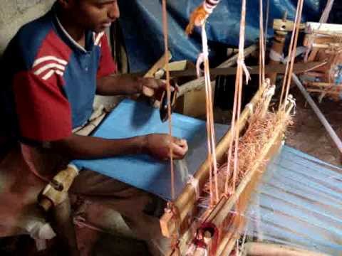 How to make a scarf on a loom in Ethiopia