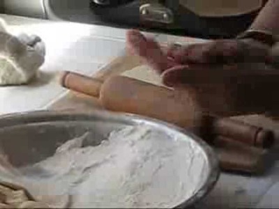 How to make Chapatis - Expert at work