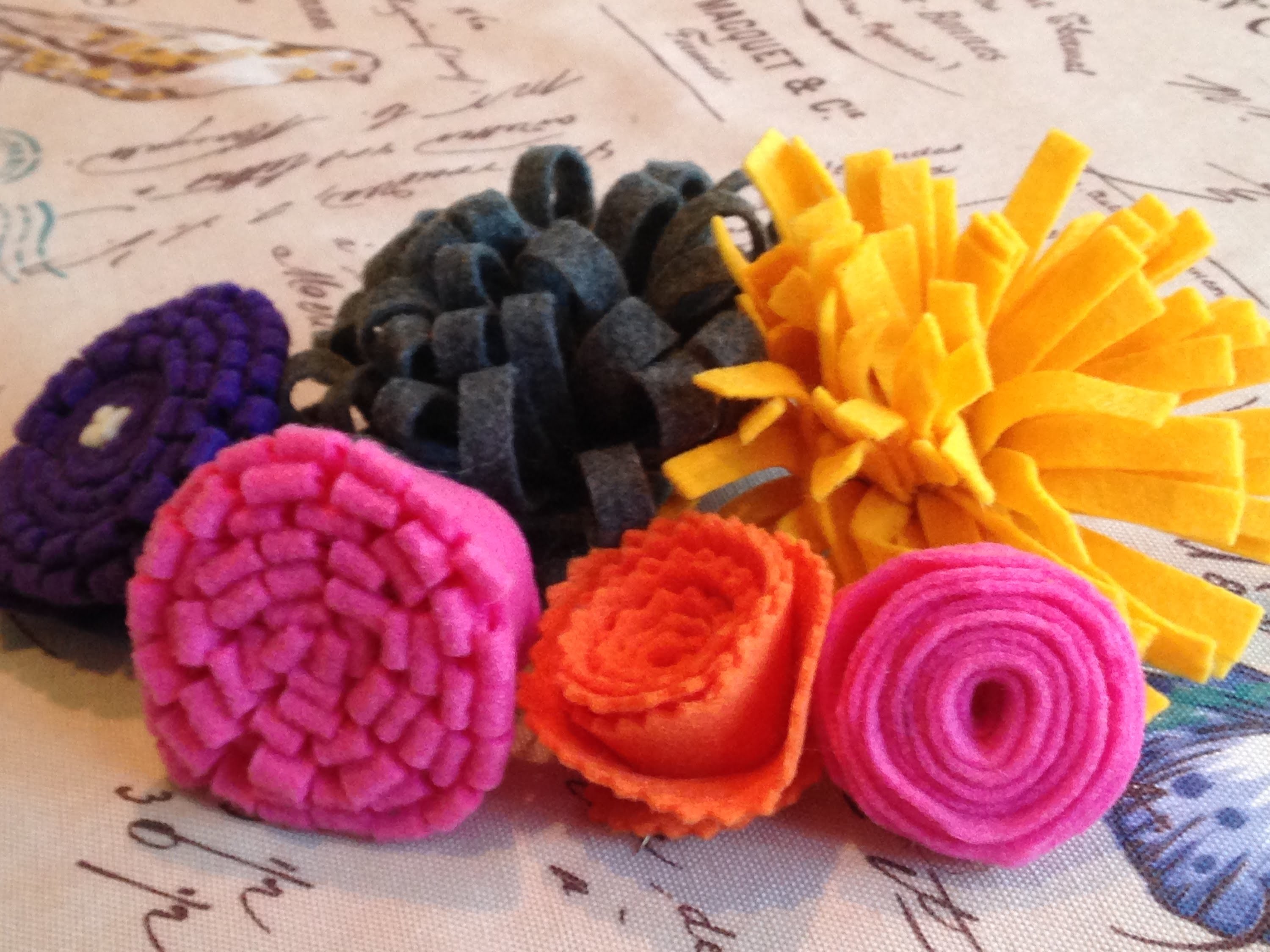 Видео felt. Пыльник из Войлока. Make Flower from felt.