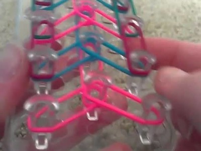 How to make an Escalator Rubber Band Bracelet