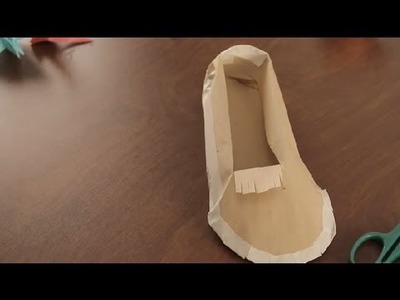 How to Make Paper Moccasins : Paper Art Projects