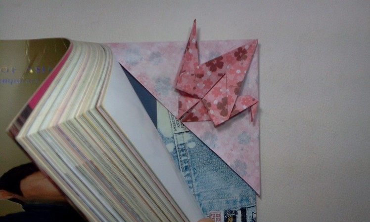 Origami bird (origami bookmark)