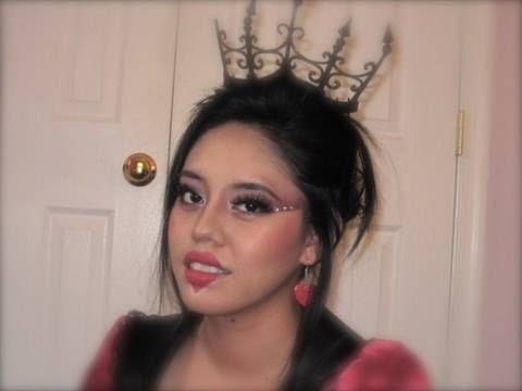 Halloween Tutorial: Queen of Hearts