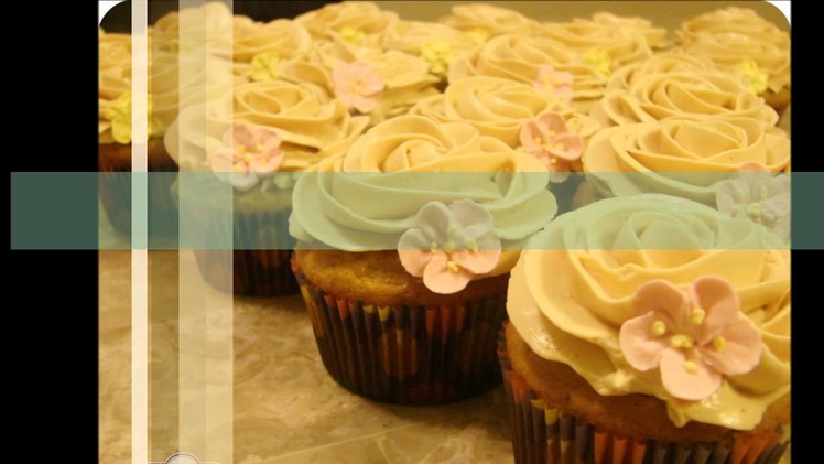 Cupcake Ideas: Graduation Cupcakes & Banana Cupcakes with Caramel Frosting.wmv