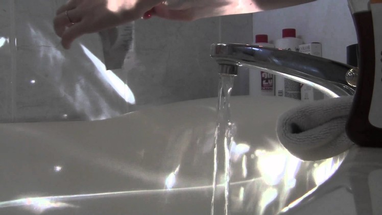 DIY Friday: Cleopatra Milk Bath | rebeccakelsey.com