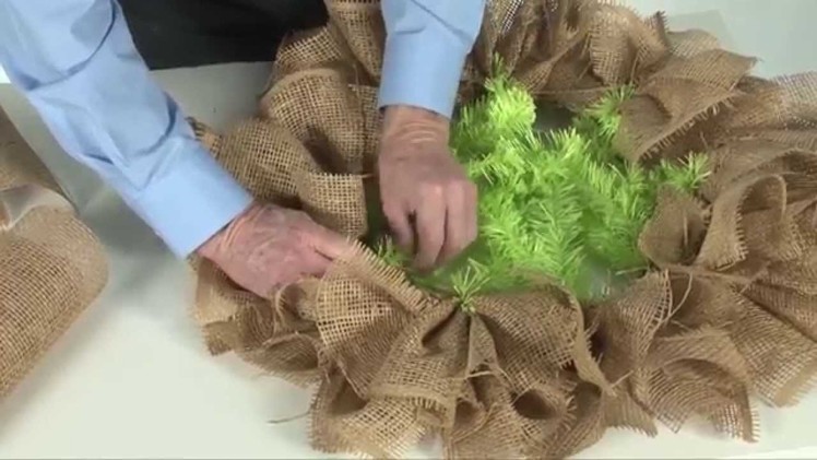 How to make a Burlap Paper Mesh Wreath