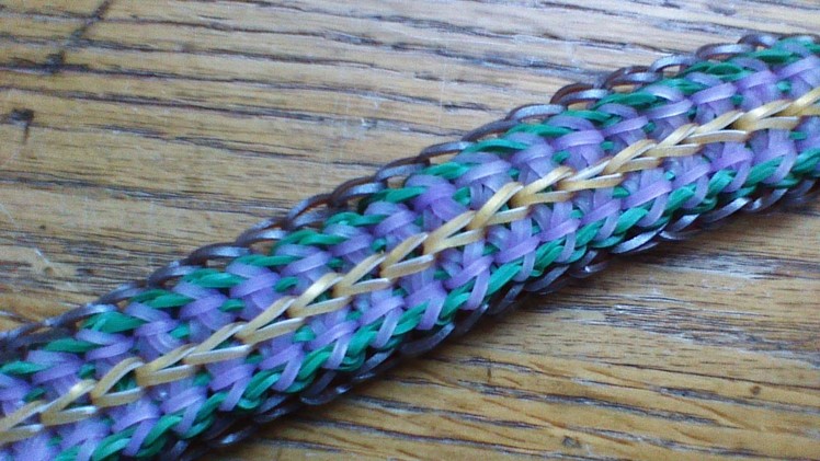 NEW Rainbow Loom Deluxe Bracelet