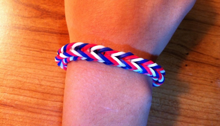 How To Make A Rainbow Loom Fishtail Bracelet | American Flag Colors