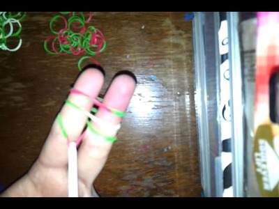 No loom!- just fingers CANDY CANE