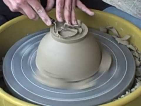 Ceramics for Beginners: Wheel Throwing - Trimming a Bowl with Emily Reason