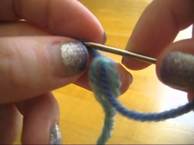 How to Make a Russian Join - Connecting Two Pieces of Yarn without a Knot