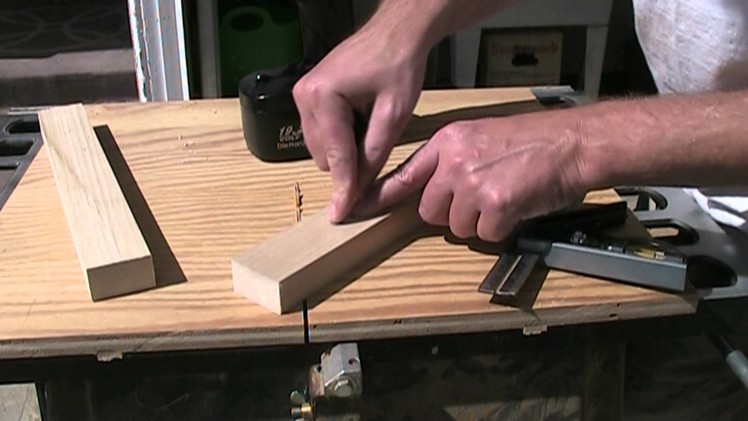 Table saw miter sled
