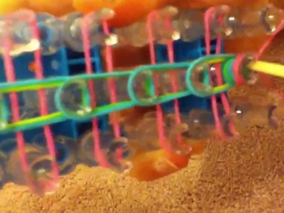 Rainbow loom tutorial Topsy Turvey (made up) bracelet!!!