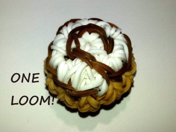 ONE LOOM 3-D Swirly Cinnamon Roll (Tart) Charm Tutorial by feelinspiffy (Rainbow Loom)