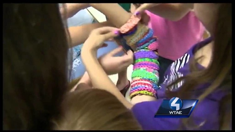 Rainbow Loom toy sweeps the nation