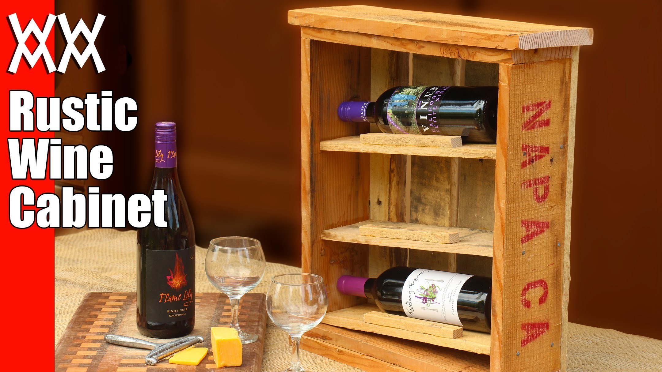 Rustic wine cabinet. Pallet wood upcycling project. Easy 