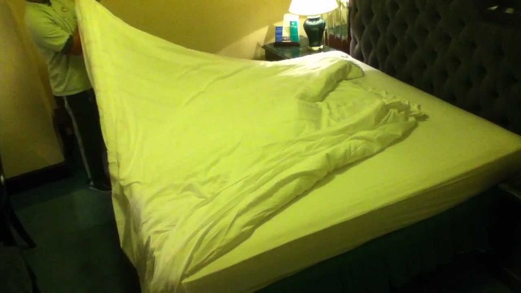 HOW TO MAKE a king size BED in 5 mins (hustle free)