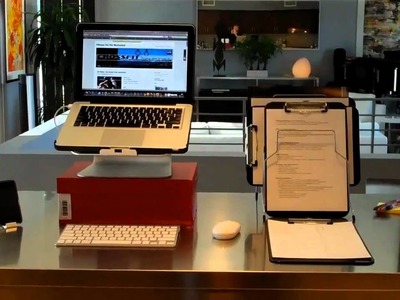 Organization: How I've Arranged My Home Office Desk