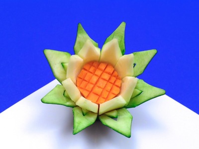 How to Make a Lotus Flower with a Zucchini (HD)