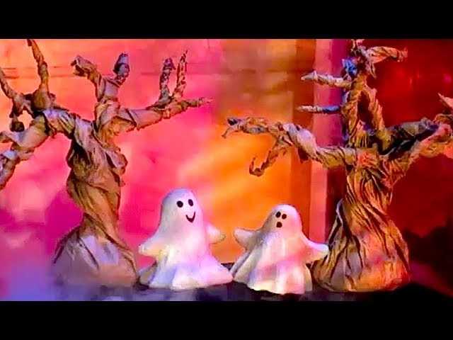 Paper Bag Trees & Salt Dough Ghost Decorations | Halloween | Babble