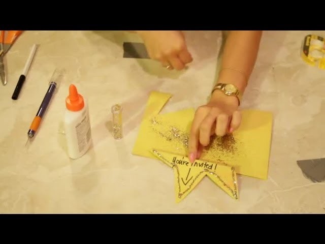 How to Make Starshaped Birthday Invitations for Teens : Decoration Crafts