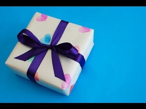 How to Make Valentine Wrapping Paper