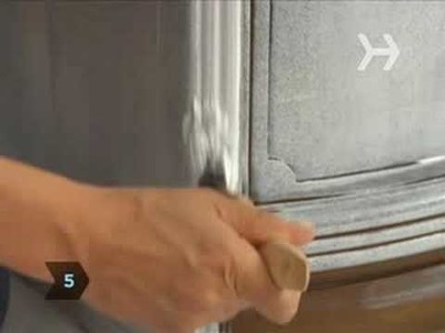 How to Repaint a Piece of Furniture