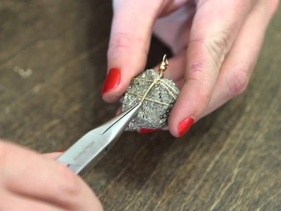 How to Tighten a Wire Wrapping