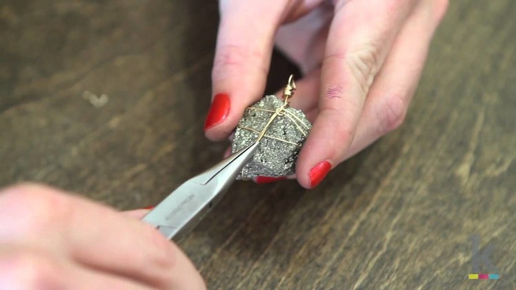 How to Tighten a Wire Wrapping