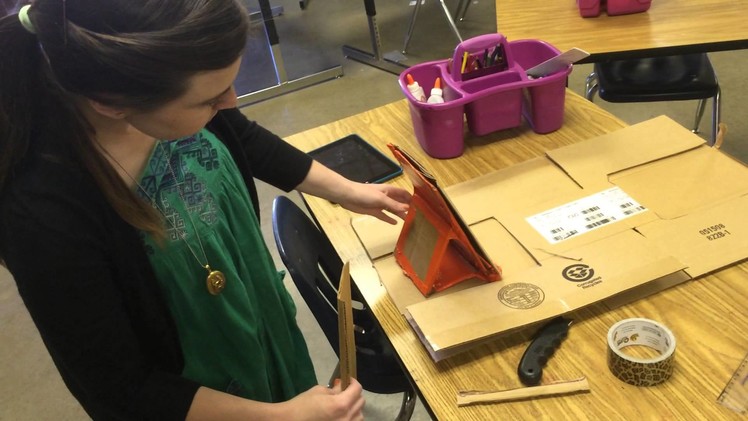 Create an iPad Stand for Stopmotion from Cardboard