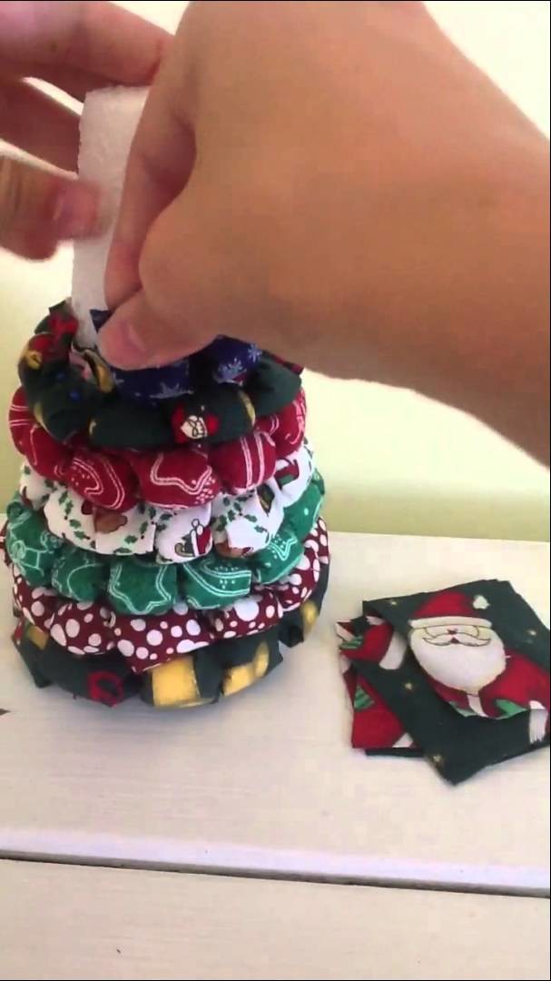 Fabric Christmas tree tutorial
