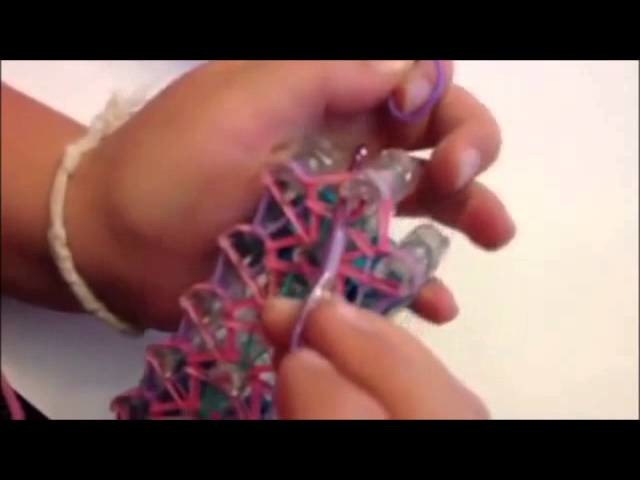 How to make a Spider Rainbow Loom Bracelet
