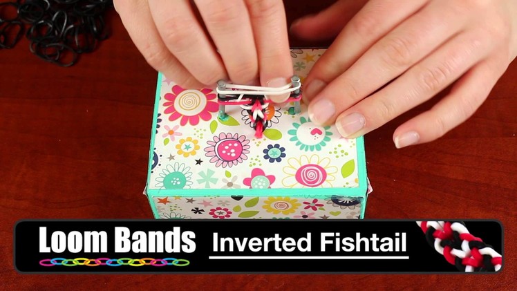 Loom Band Bracelet - Inverted Fishtail Pattern